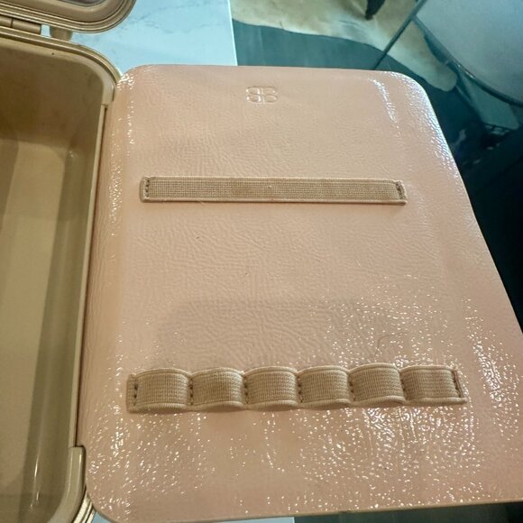 Beautifect Box Nude ...Like NEW, used once.  Gorgeous light pink color - Picture 7 of 10